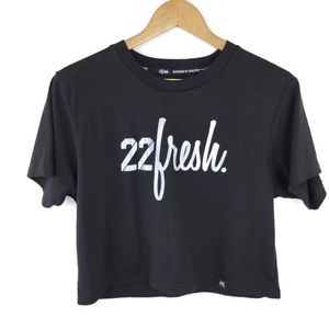 22 FRESH | Cropped T Shirt Iridescent Font